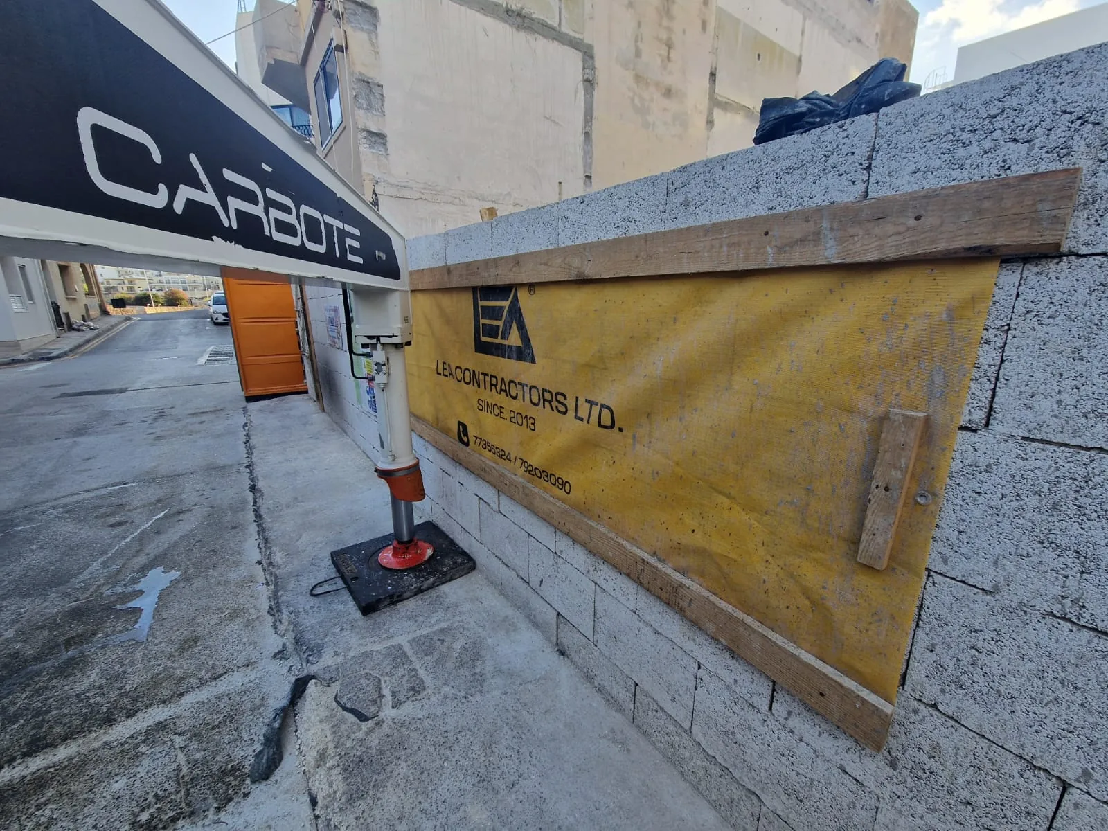 LEA Contractors team at work